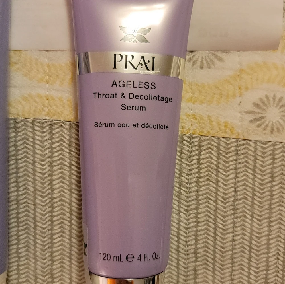 🆕️ Prai Ageless Throat Kit (4 pieces)